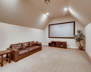 4216 Myrtle Beach Dr - Photo Thumbnail 21