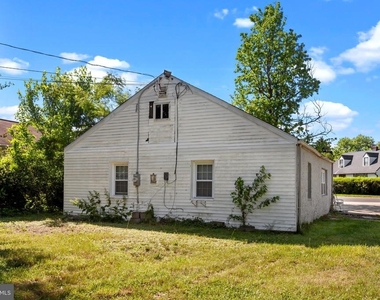 609 Winder - Photo Thumbnail 18