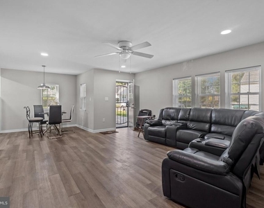 609 Winder - Photo Thumbnail 8