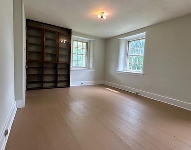 104 S Limekiln Pike - Photo Thumbnail 15
