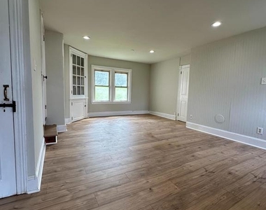 104 S Limekiln Pike - Photo Thumbnail 10