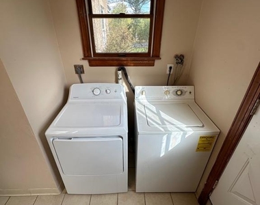104 S Limekiln Pike - Photo Thumbnail 4