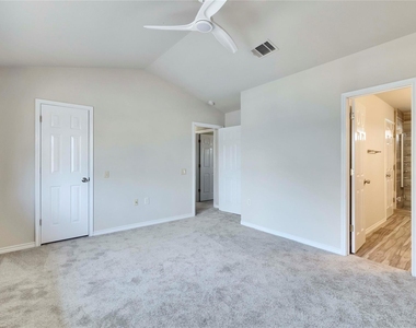 7312 E Ben White Blvd - Photo Thumbnail 21