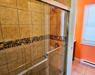 105 Peter Road - Photo Thumbnail 11