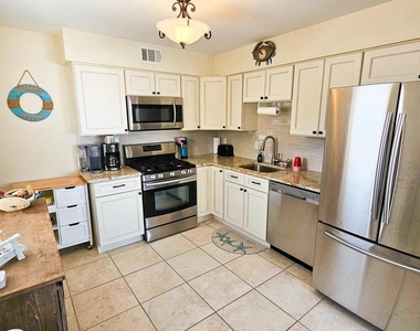 105 Peter Road - Photo Thumbnail 18