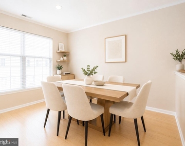 704 Dahlia Circle - Photo Thumbnail 10
