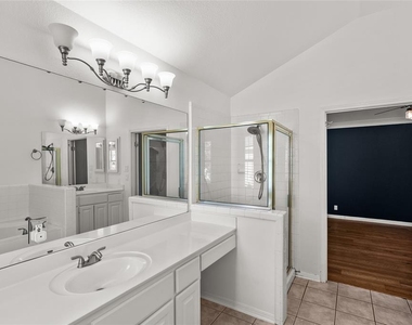 3901 Caney Creek Rd - Photo Thumbnail 10