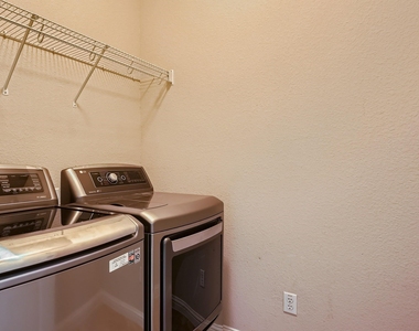 210 Arrowhead Trl - Photo Thumbnail 25
