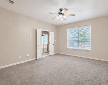 210 Arrowhead Trl - Photo Thumbnail 17
