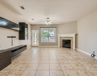 210 Arrowhead Trl - Photo Thumbnail 7