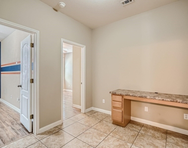 210 Arrowhead Trl - Photo Thumbnail 21
