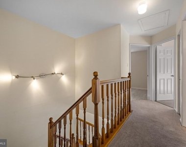 817 Thoreau Lane - Photo Thumbnail 16