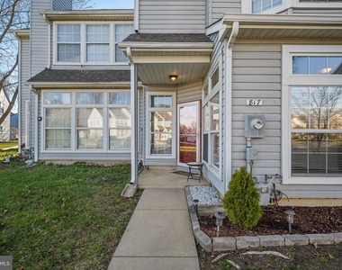817 Thoreau Lane - Photo Thumbnail 1