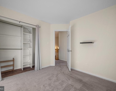 817 Thoreau Lane - Photo Thumbnail 20