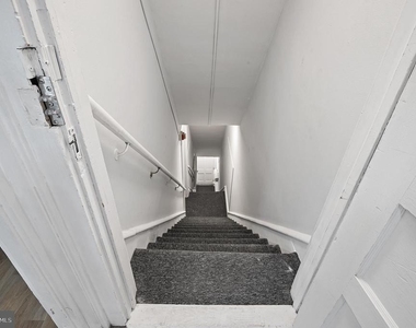221 Kings Hwy E - Photo Thumbnail 18