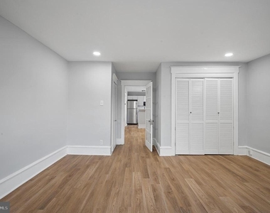 221 Kings Hwy E - Photo Thumbnail 11