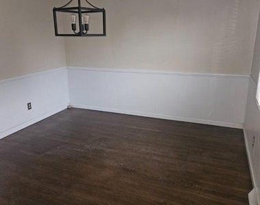 206 Stevenson Avenue - Photo Thumbnail 15