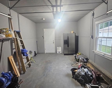 206 Stevenson Avenue - Photo Thumbnail 7