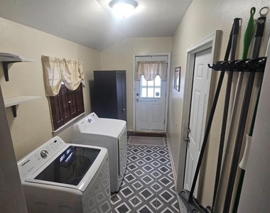 206 Stevenson Avenue - Photo Thumbnail 6
