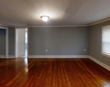 35 Mill Street - Photo Thumbnail 7
