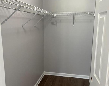 254 S Grand Street - Photo Thumbnail 7