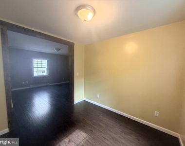 125 E Main Street - Photo Thumbnail 22