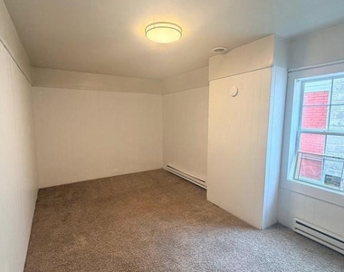 125 E Main Street - Photo Thumbnail 16