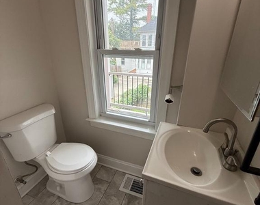 443 N Mulberry Street - Photo Thumbnail 18