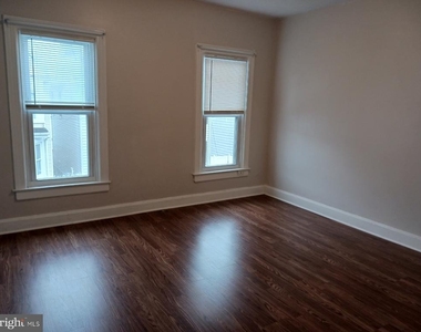 443 N Mulberry Street - Photo Thumbnail 8