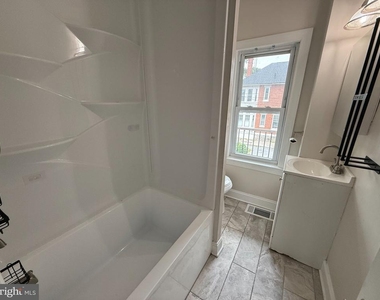 443 N Mulberry Street - Photo Thumbnail 17