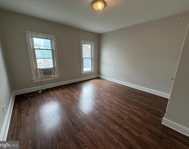 443 N Mulberry Street - Photo Thumbnail 13