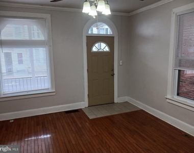 443 N Mulberry Street - Photo Thumbnail 5