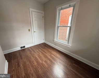443 N Mulberry Street - Photo Thumbnail 16