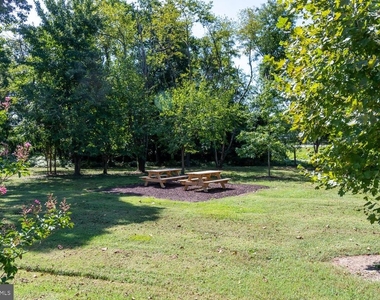 504 Wheatley Drive - Photo Thumbnail 20