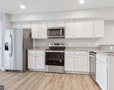 504 Wheatley Drive - Photo Thumbnail 7