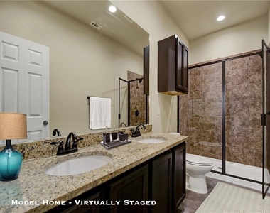 265 Joanne Loop - Photo Thumbnail 16