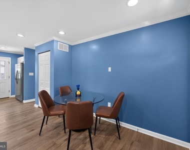 1005 7th Street - Photo Thumbnail 10