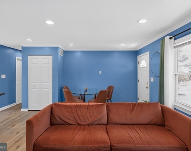 1005 7th Street - Photo Thumbnail 7