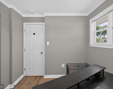 1005 7th Street - Photo Thumbnail 19