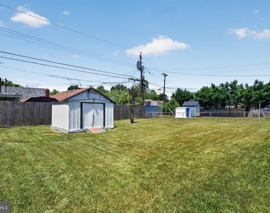 1005 7th Street - Photo Thumbnail 28