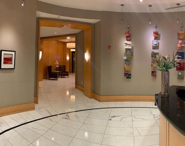155 Potomac Passage - Photo Thumbnail 6