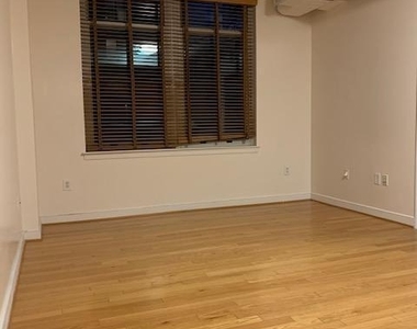 155 Potomac Passage - Photo Thumbnail 19