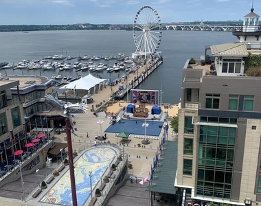 155 Potomac Passage - Photo Thumbnail 31