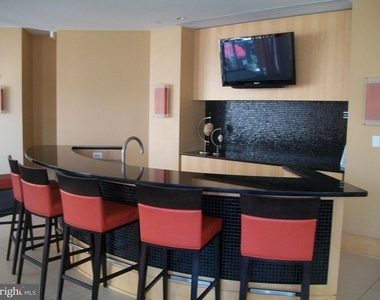 155 Potomac Passage - Photo Thumbnail 9