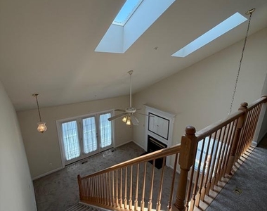 3906 Elan Court - Photo Thumbnail 2