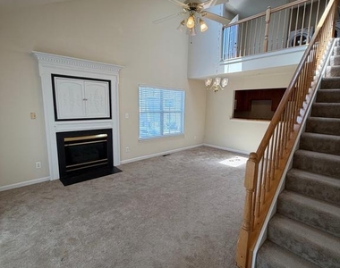 3906 Elan Court - Photo Thumbnail 11