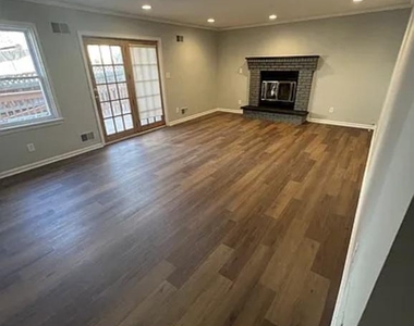 3516 Longfellow Street - Photo Thumbnail 15