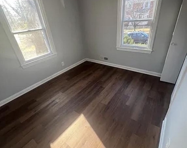 3516 Longfellow Street - Photo Thumbnail 6
