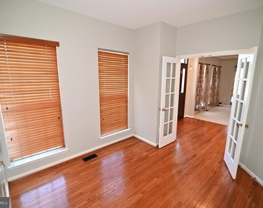 4502 Rockdale Lane - Photo Thumbnail 23