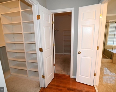 4502 Rockdale Lane - Photo Thumbnail 36